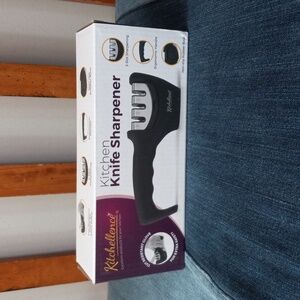 EUC Kitchellence kitchen knife sharpener